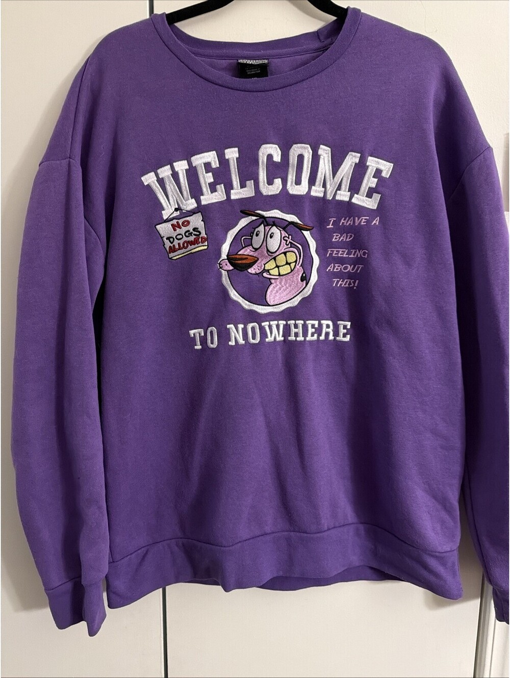 Courage the Cowardly Dog Sweatshirt Welcome to Nowhere Purple Crewneck Size M